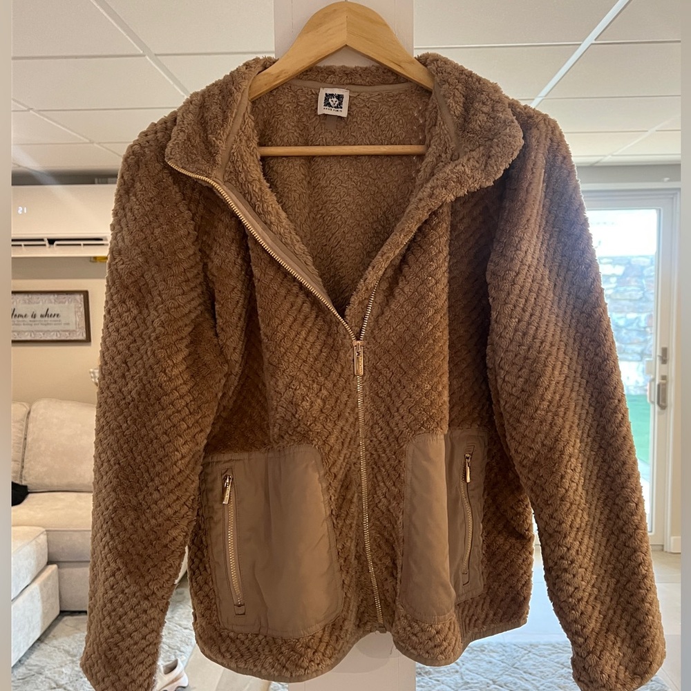 Anne Klein Women’s Fuzzy Fleece Zip Up Tan Large Gold Zippers